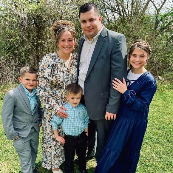 Meet your Posher, Deb - Picture 5 of 15